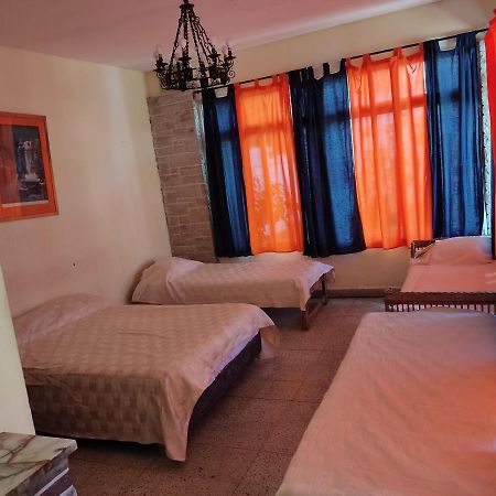 Olivos, Posada Y Habitaciones Buenos Aires Kültér fotó