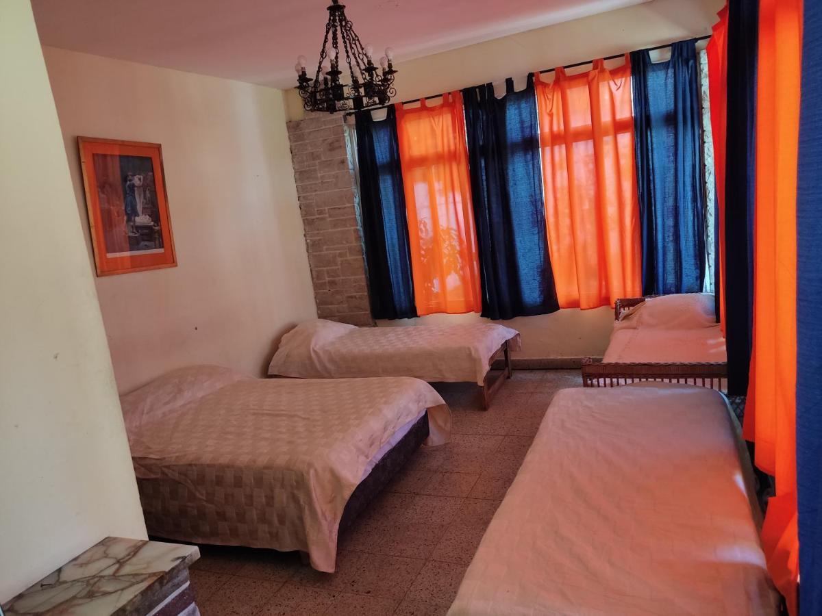 Olivos, Posada Y Habitaciones Buenos Aires Kültér fotó